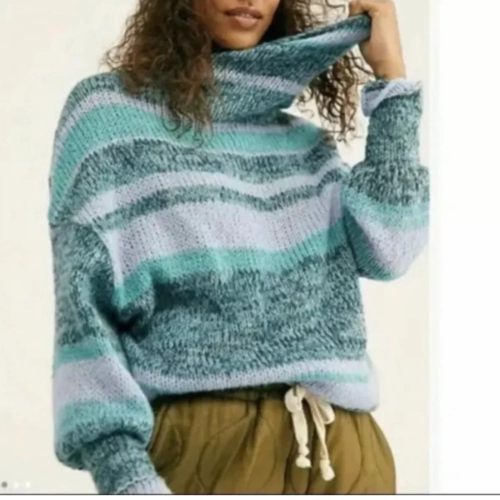 Free People Candy Stripe Tunic Sweater in Waterfalls Combo sz xs NWT - Picture 2 of 9